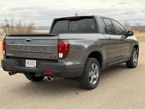 Modern Steel Metallic 2025 Honda Ridgeline TrailSport
