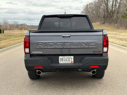 Modern Steel Metallic 2025 Honda Ridgeline TrailSport