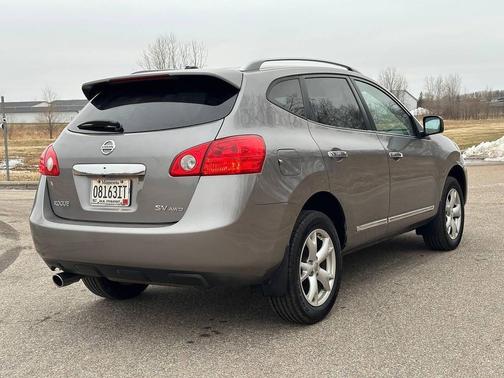 2011 Nissan Rogue SV