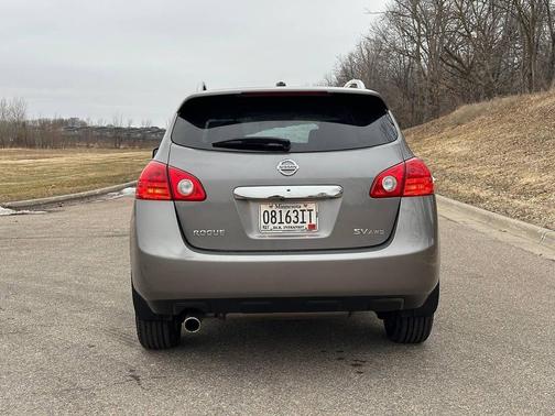 2011 Nissan Rogue SV
