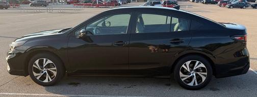 Crystal Black Silica 2025 Subaru Legacy Premium