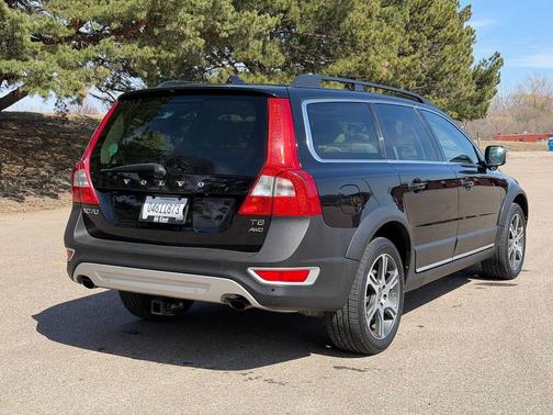 2012 Volvo XC70 T6 Premier Plus