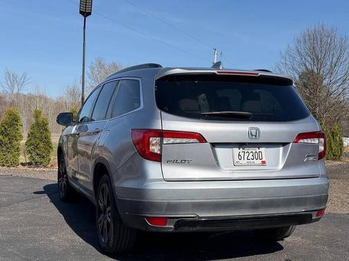 Modern Steel Metallic 2021 Honda Pilot AWD Special Edition