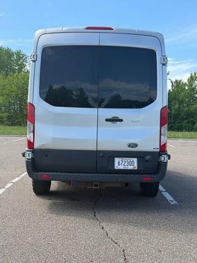 Oxford White 2015 Ford Transit-350 XLT