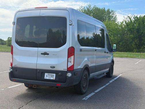 Oxford White 2015 Ford Transit-350 XLT