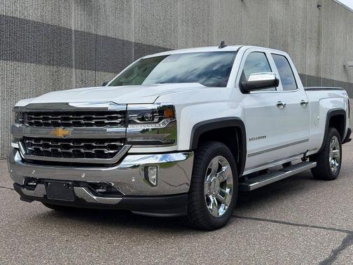 Summit White 2018 Chevrolet Silverado 1500 LTZ