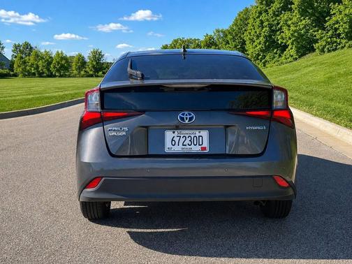 Pewter 2019 Toyota Prius XLE