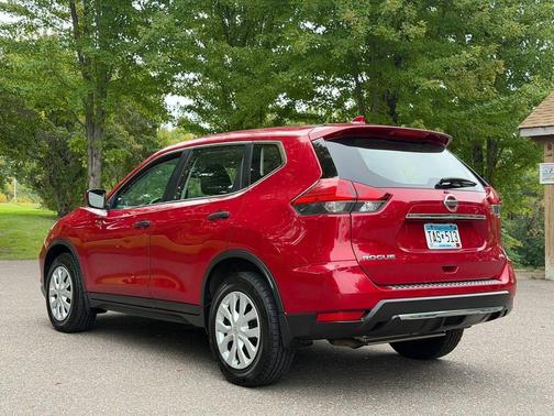 Palatial Ruby 2017 Nissan Rogue SL