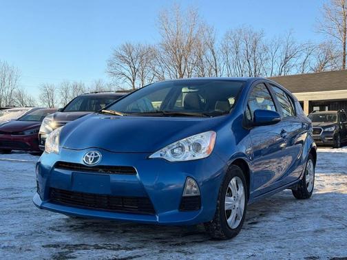 2013 Toyota Prius c Two