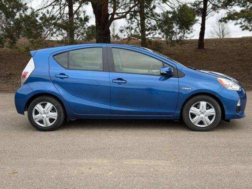 Blue Streak Metallic 2013 Toyota Prius c Two