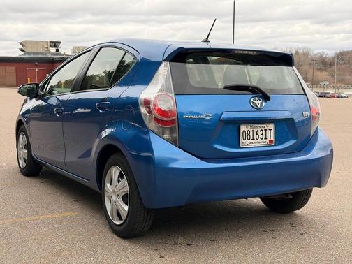 Blue Streak Metallic 2013 Toyota Prius c Two