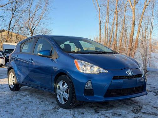 2013 Toyota Prius c Two