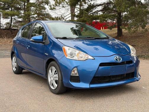 Blue Streak Metallic 2013 Toyota Prius c Two