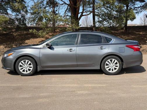Brilliant Silver 2016 Nissan Altima 2.5 S