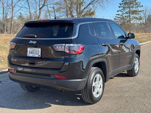 2022 Jeep Compass Sport