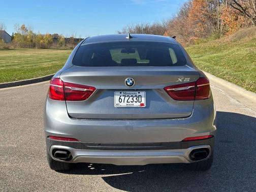 2015 BMW X6 xDrive50i