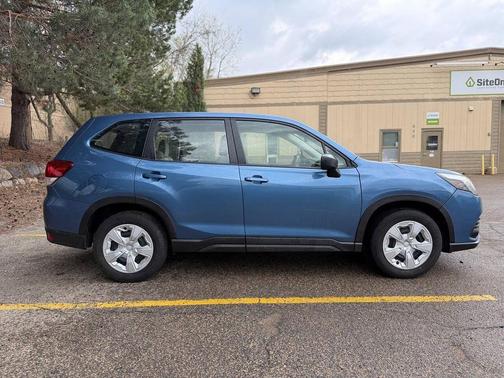 Horizon Blue Pearl 2023 Subaru Forester Limited