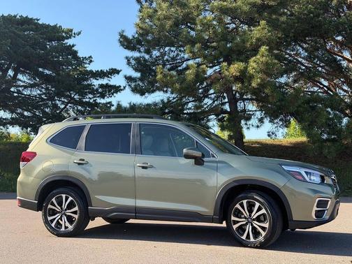 Jasper Green Metallic 2020 Subaru Forester Limited