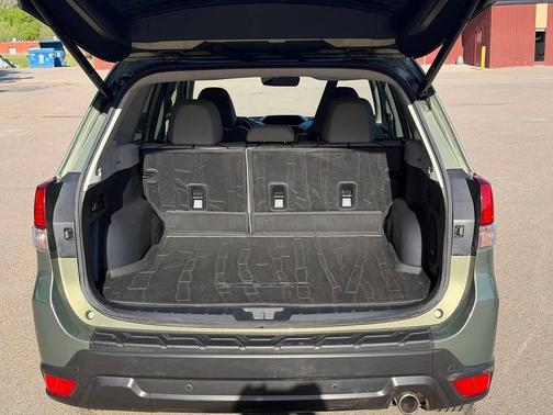 Jasper Green Metallic 2020 Subaru Forester Limited