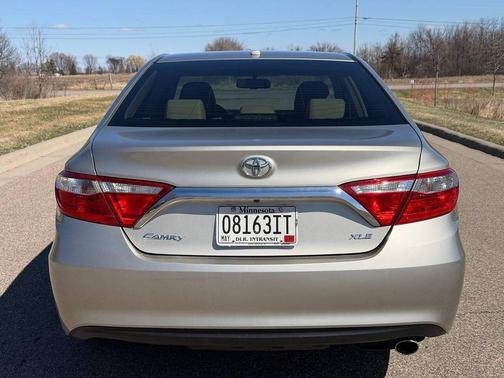 2017 Toyota Camry XLE