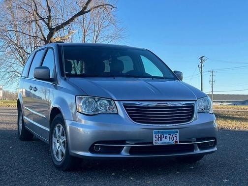 2013 Chrysler Town & Country Touring