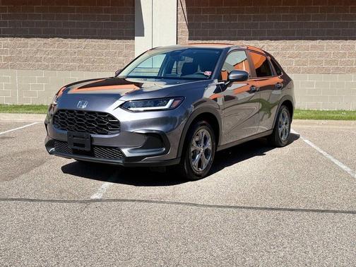 Modern Steel Metallic 2026 Honda HR-V LX