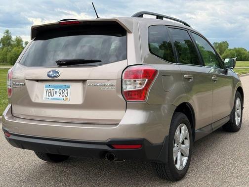 Burnished Bronze Metallic 2015 Subaru Forester 2.5i Limited