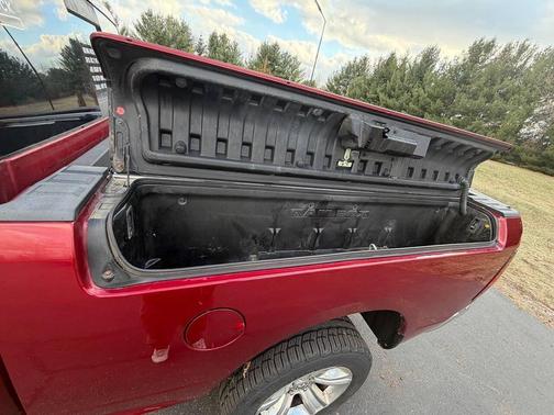 Deep Cherry Red Crystal Pearlcoat 2014 RAM 1500 Big Horn