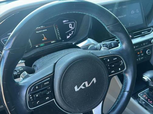 2022 Kia Niro Plug-In Hybrid EX