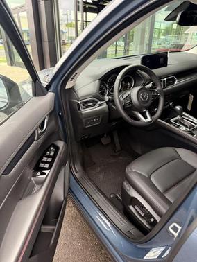 2025 Mazda CX-5 Carbon Edition