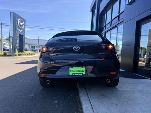 2022 Mazda Mazda3 FWD w/Premium Package