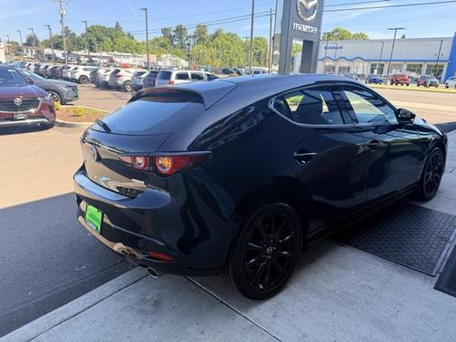 2022 Mazda Mazda3 FWD w/Premium Package