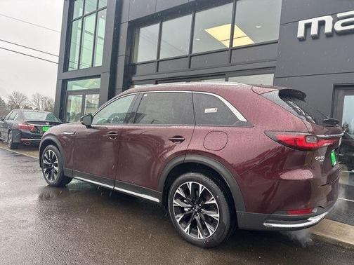 2025 Mazda CX-90 PHEV Premium Plus