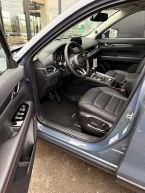 2025 Mazda CX-5 Carbon Edition