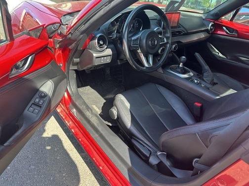 2017 Mazda MX-5 Miata RF Grand Touring