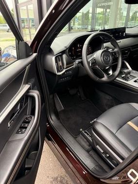 2025 Mazda CX-90 PHEV Premium Plus