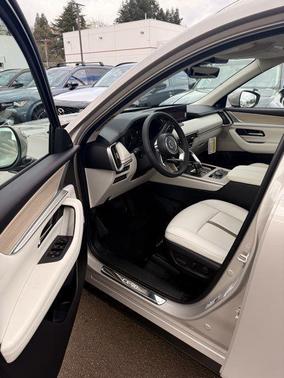 2025 Mazda CX-90 PHEV Premium Plus