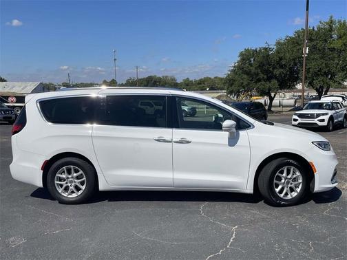 2021 Chrysler Pacifica Touring L