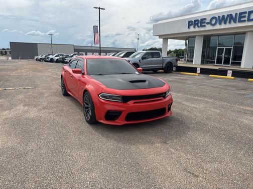 Go Mango 2021 Dodge Charger R/T Scat Pack