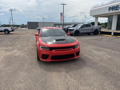 Go Mango 2021 Dodge Charger R/T Scat Pack