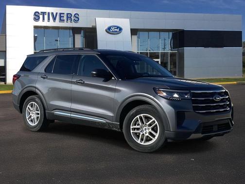 Carbonized Gray Metallic 2025 Ford Explorer Active