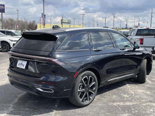 2024 Lincoln Nautilus Reserve