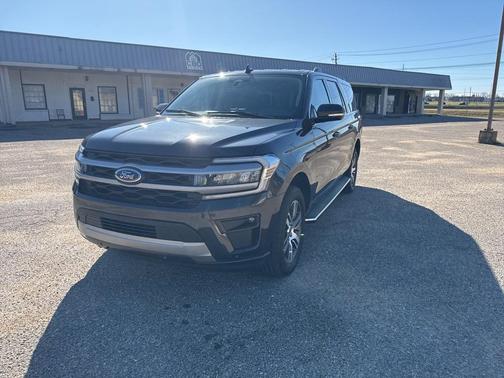 2022 Ford Expedition Max XLT