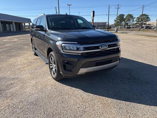 2022 Ford Expedition Max XLT