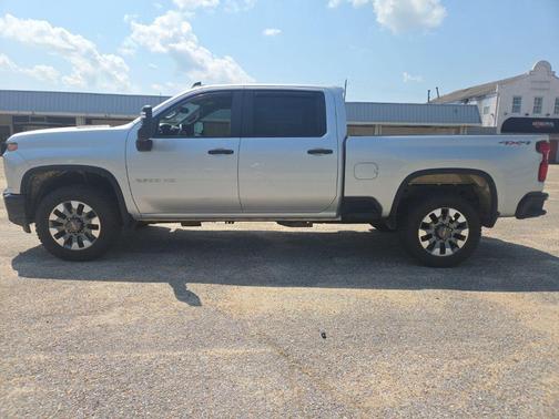 Silver Ice Metallic 2022 Chevrolet Silverado 2500 Custom