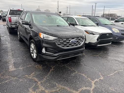 2021 Ford Edge Titanium