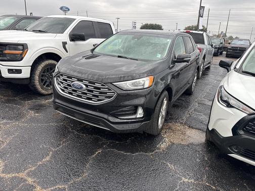 2021 Ford Edge Titanium