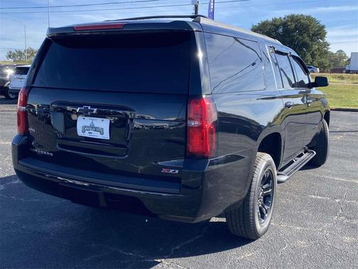 2018 Chevrolet Suburban LT