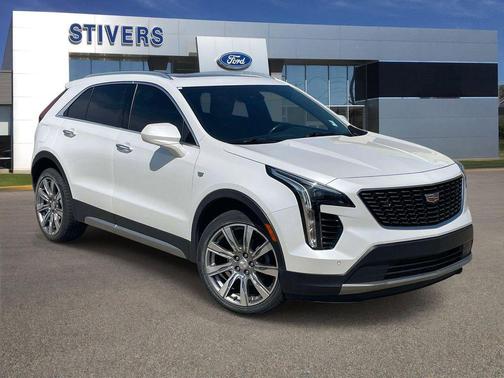 Crystal White Tricoat 2019 Cadillac XT4 Premium Luxury