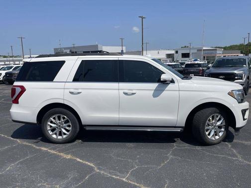 Star White Metallic Tri-Coat 2020 Ford Expedition XLT